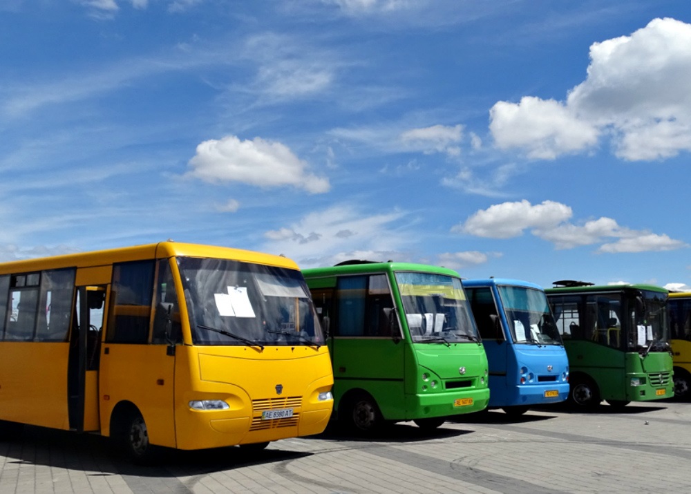 Щодо перевезення медичних працівників