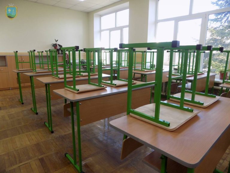У школах Борислава та Східниці продовжено термін призупинення навчального процесу